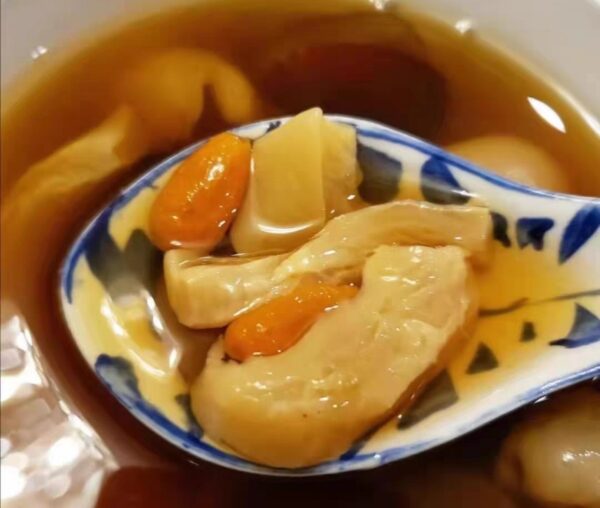 z5505722133532_66fd0b7bd1910395c62af7716ca9bea4 Bóng cá đường